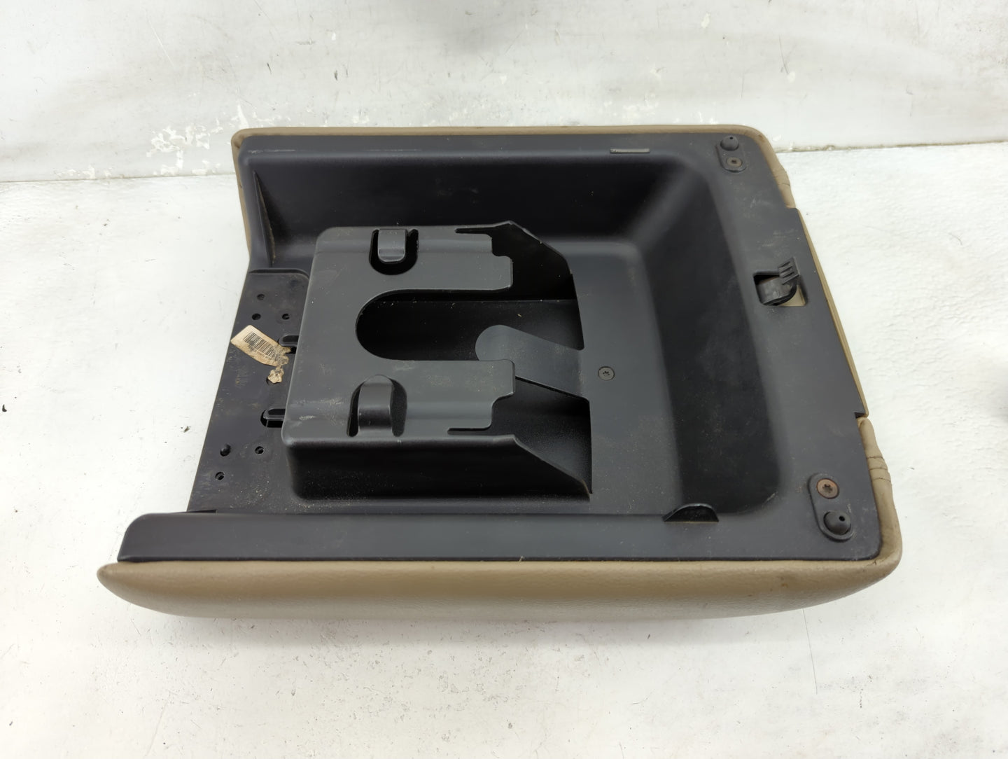 2004-2008 Ford F-150 Center Console Armrest Cover Lid Fits Fits 2004 2005 2006 2007 2008 OEM Used Auto Parts - Oemusedautopa