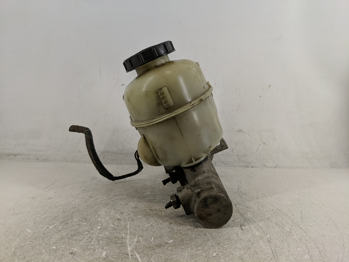2004-2008 Ford F-150 Brake Master Cylinder 1206820 - Oemusedautoparts1.com