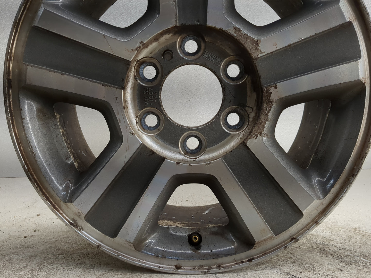 2004-2008 Ford F-150 Oem Wheel Rim 1209893 - Oemusedautoparts1.com
