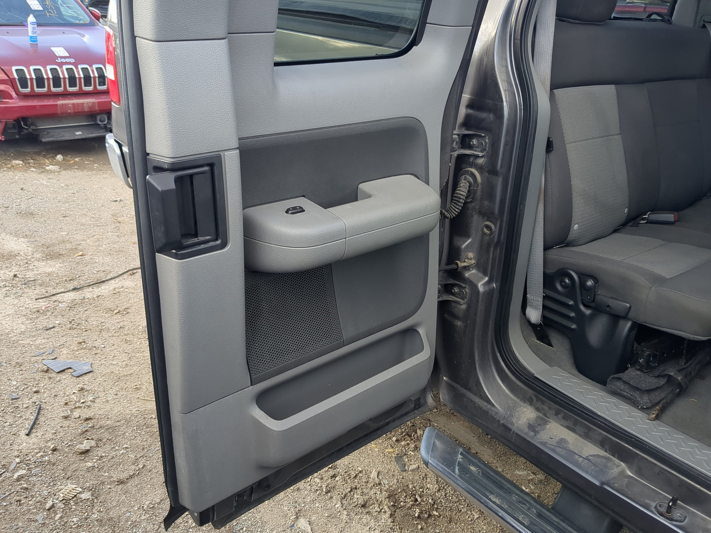 2004-2008 Ford F-150 Passenger Rear Door Oem - Oemusedautoparts1.com