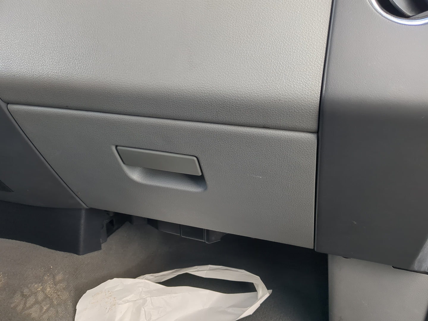2006 Ford F-150 Passenger Glove Box Door Storage Compartment - Oemusedautoparts1.com