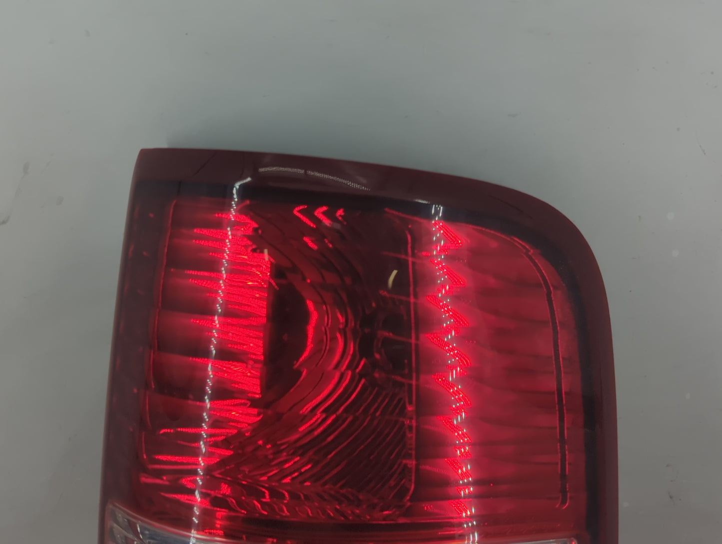 2004-2008 Ford F-150 Tail Light Assembly Passenger Right OEM Fits Fits 2004 2005 2006 2007 2008 OEM Used Auto Parts - Oemuse