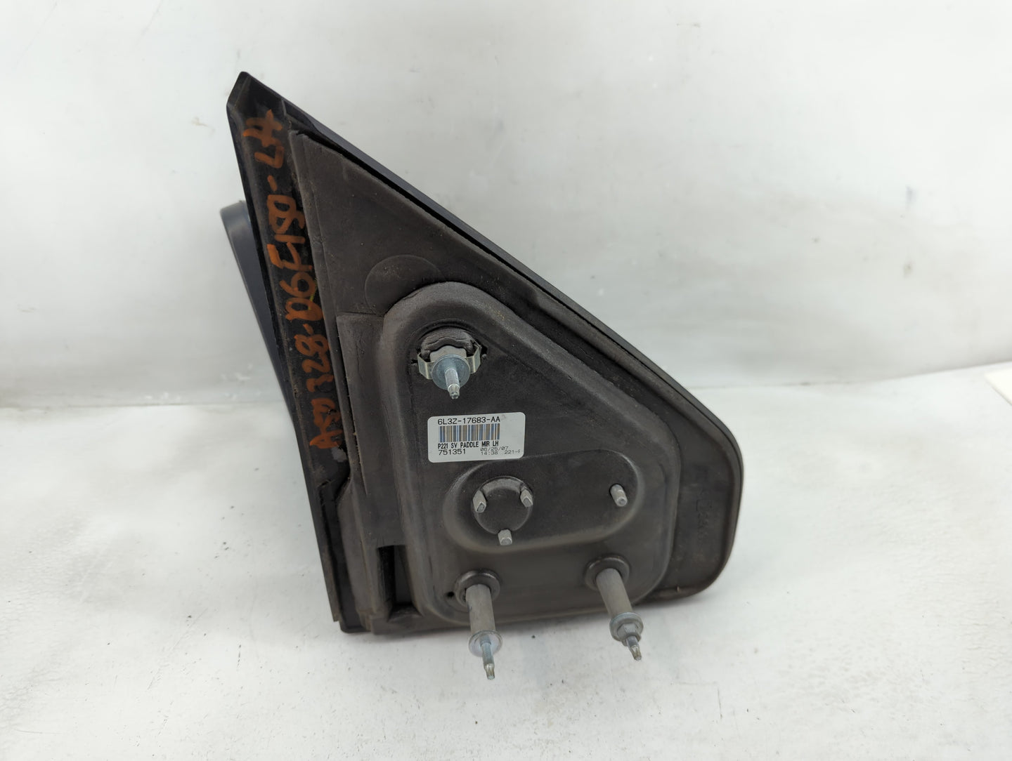 2004-2008 Ford F-150 Driver Side View Mirror - Left Door Mirror OEM Used - Oemusedautoparts1.com