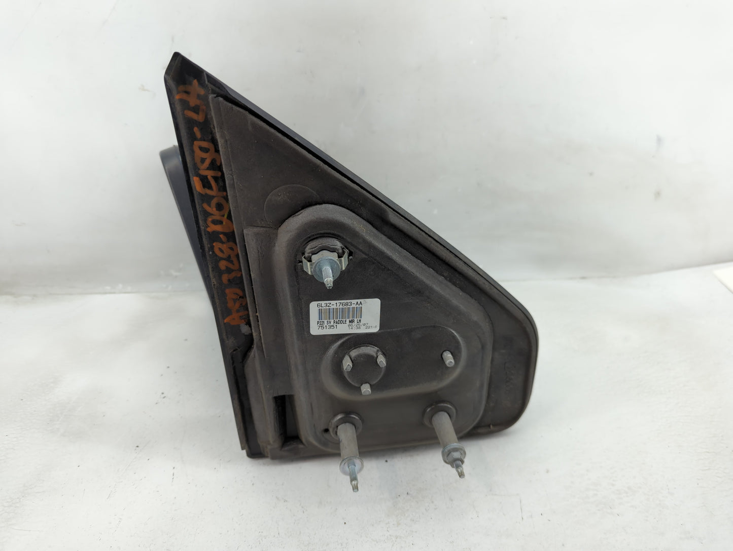2004-2008 Ford F-150 Driver Side View Mirror - Left Door Mirror OEM Used - Oemusedautoparts1.com