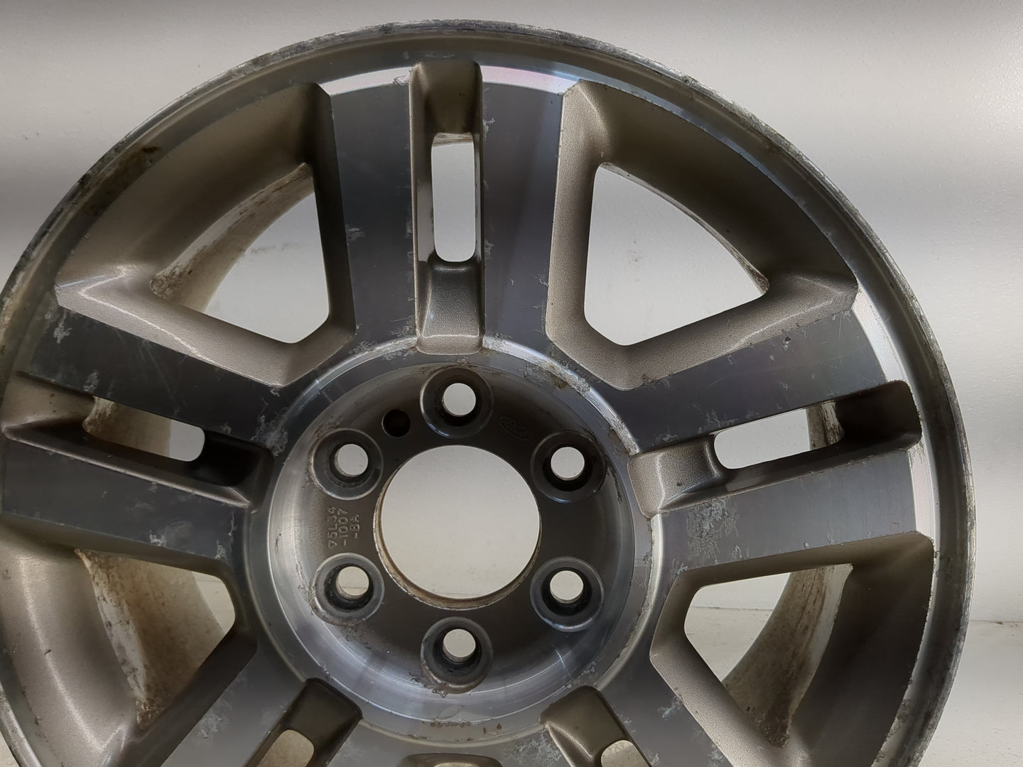 2005-2008 Ford F-150 Oem Wheel Rim 1361869 - Oemusedautoparts1.com