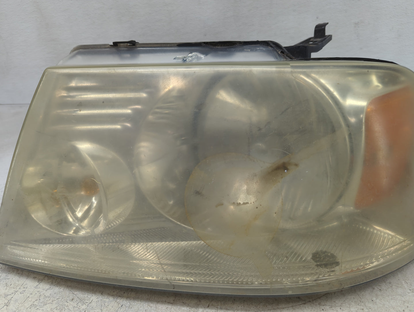 2006-2008 Ford F-150 Driver Left Oem Head Light Headlight Lamp - Oemusedautoparts1.com