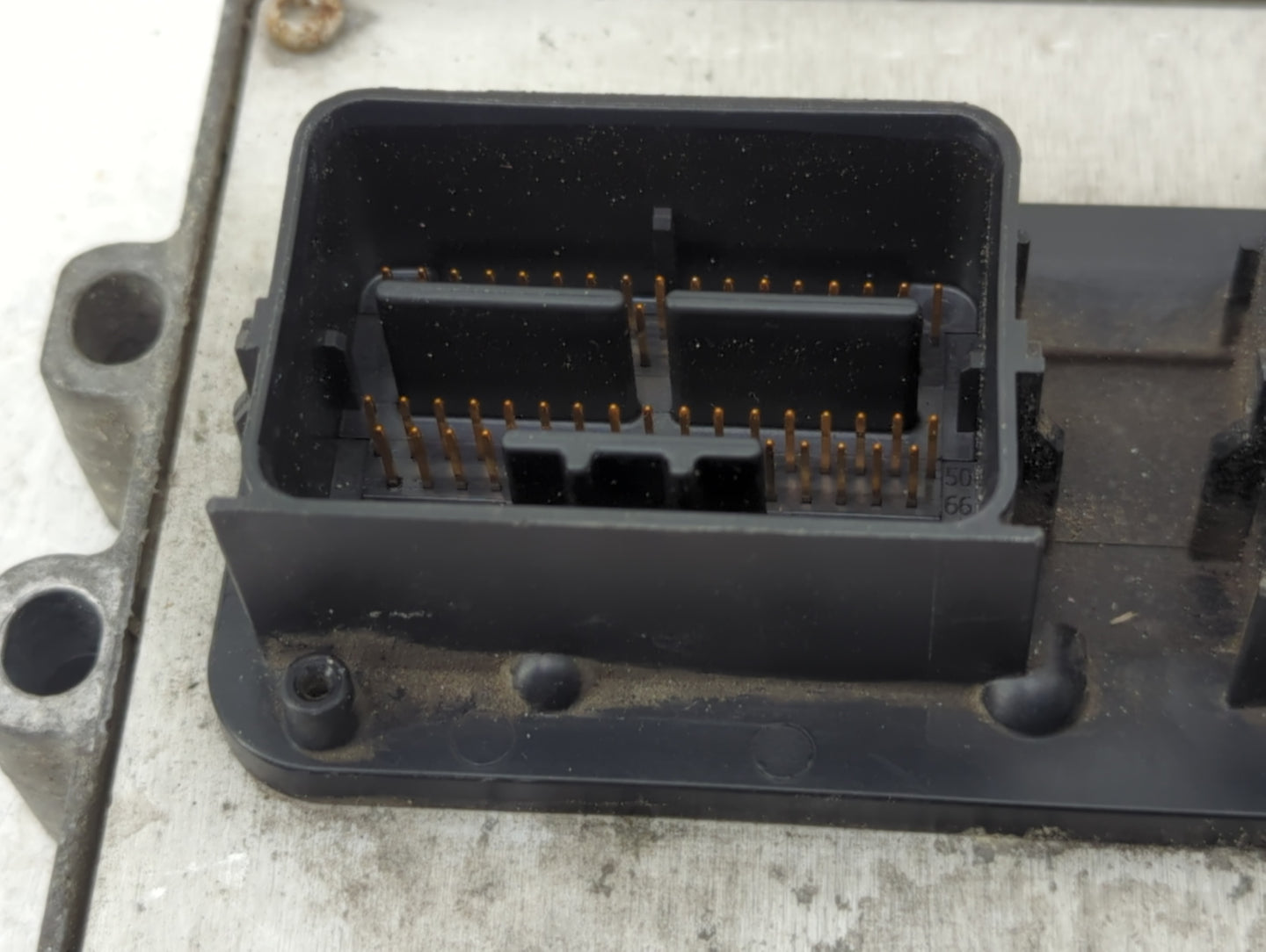 2006-2007 Ford F-150 PCM Engine Control Computer ECU ECM PCU OEM P/N:6L3A-12A650-CJC Fits Fits 2006 2007 OEM Used Auto Parts