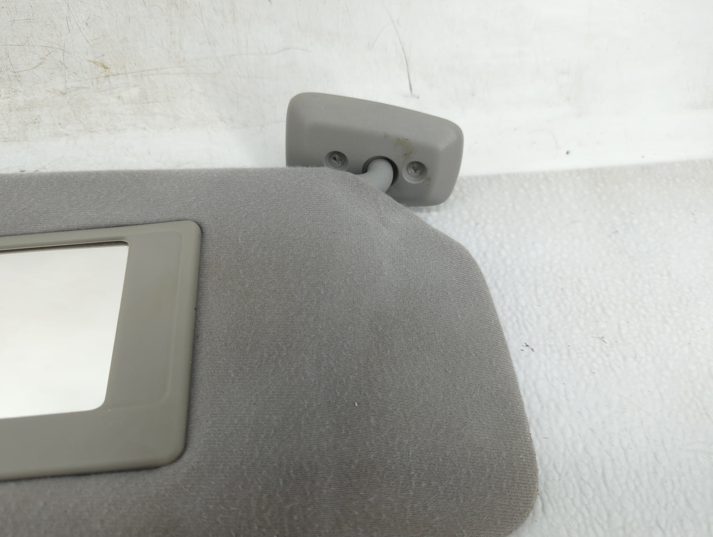 2014 Ford F-150 Sun Visor Shade Replacement Passenger Right Mirror Fits OEM Used Auto Parts - Oemusedautoparts1.com