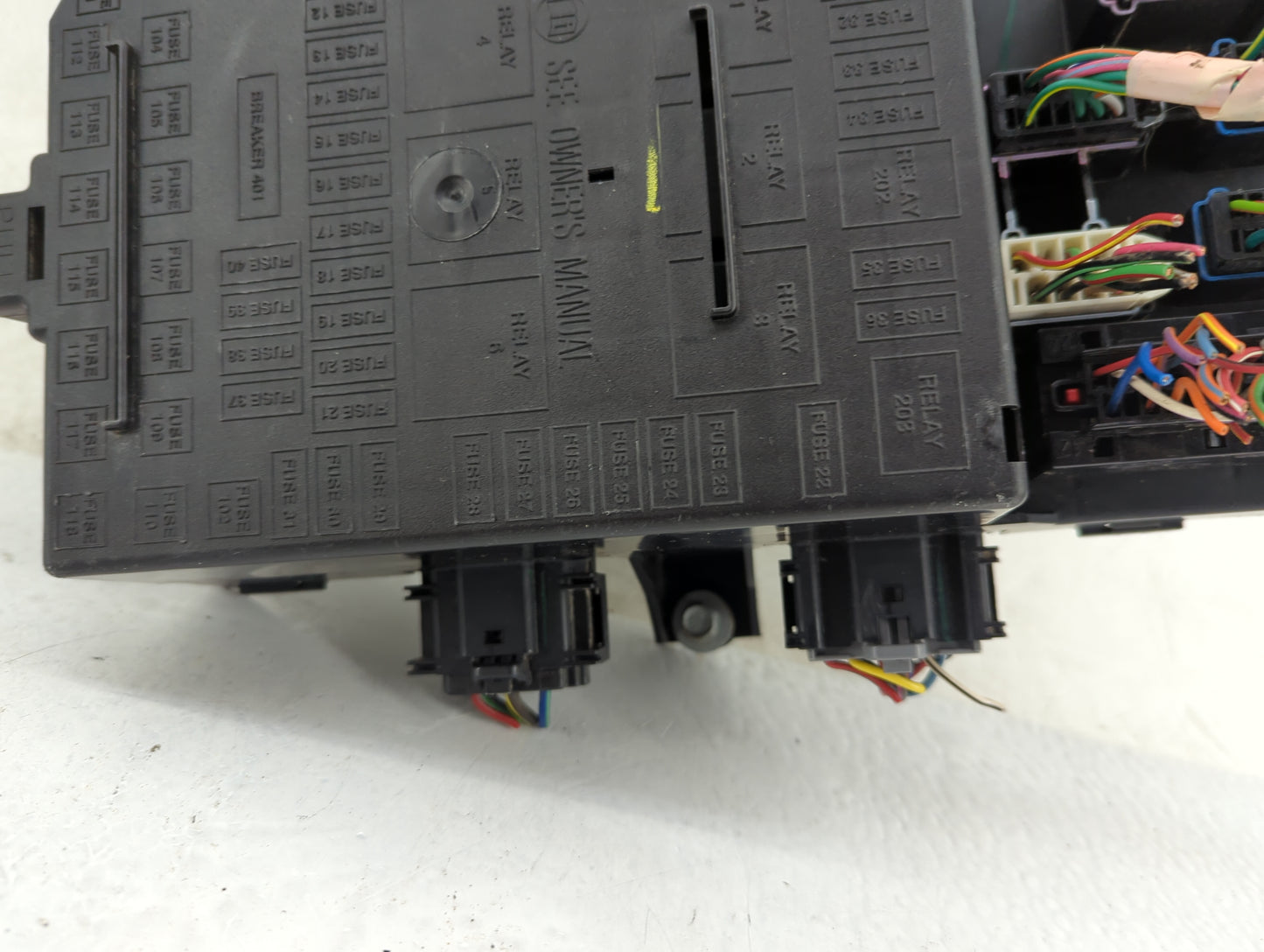 2005-2006 Ford F-150 Fusebox Fuse Box Panel Relay Module P/N:5L3T-14A067-AC Fits Fits 2005 2006 OEM Used Auto Parts - Oemuse
