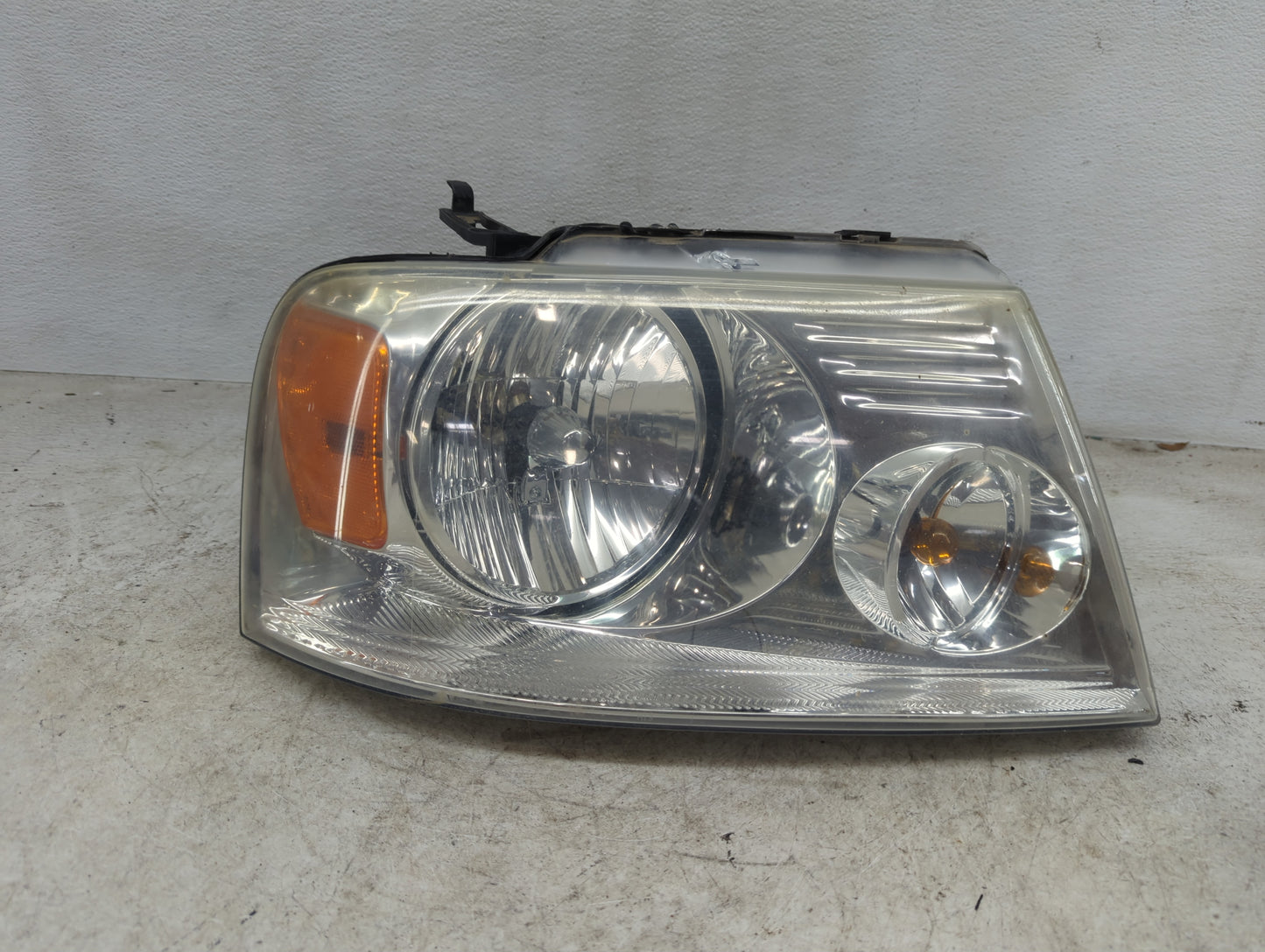 2006-2008 Ford F-150 Passenger Right Oem Head Light Headlight Lamp - Oemusedautoparts1.com