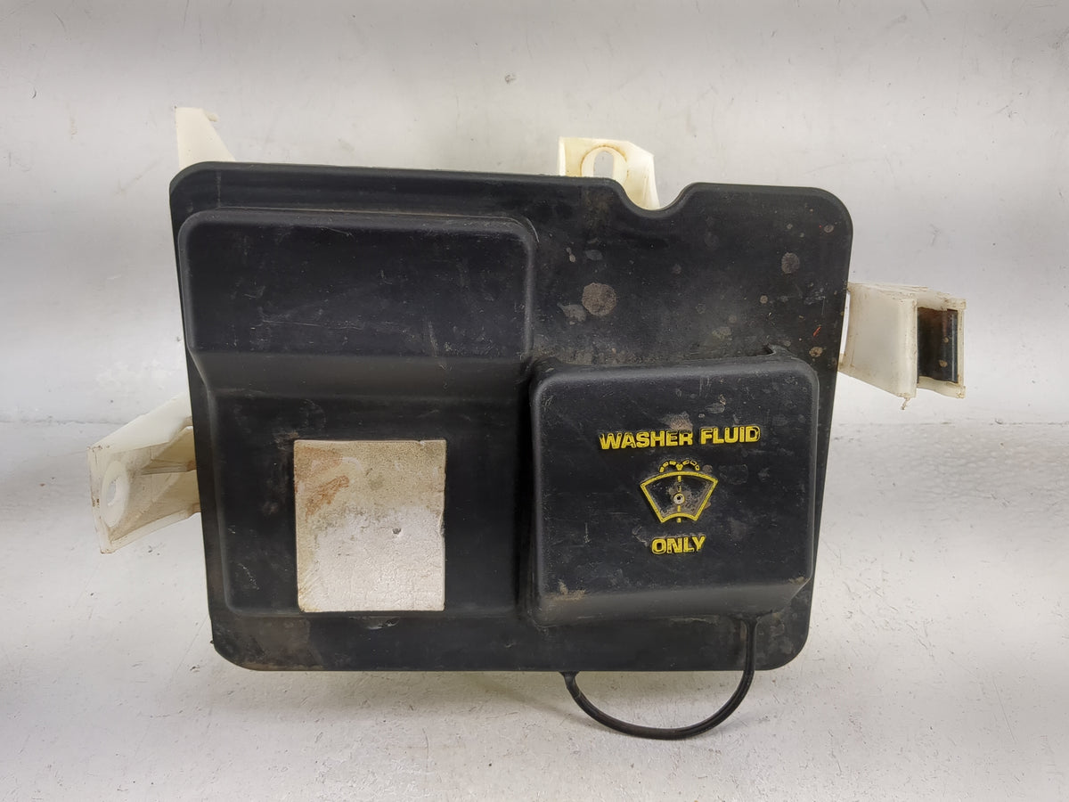 1998-2006 Ford F-150 Windshield Washer Fluid Reservoir Bottle 1482300 - Oemusedautoparts1.com