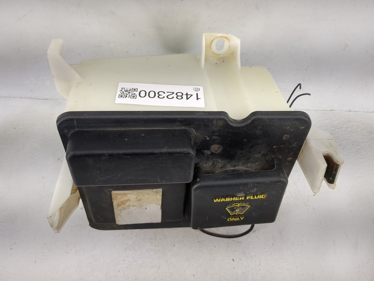 1998-2006 Ford F-150 Windshield Washer Fluid Reservoir Bottle 1482300 - Oemusedautoparts1.com