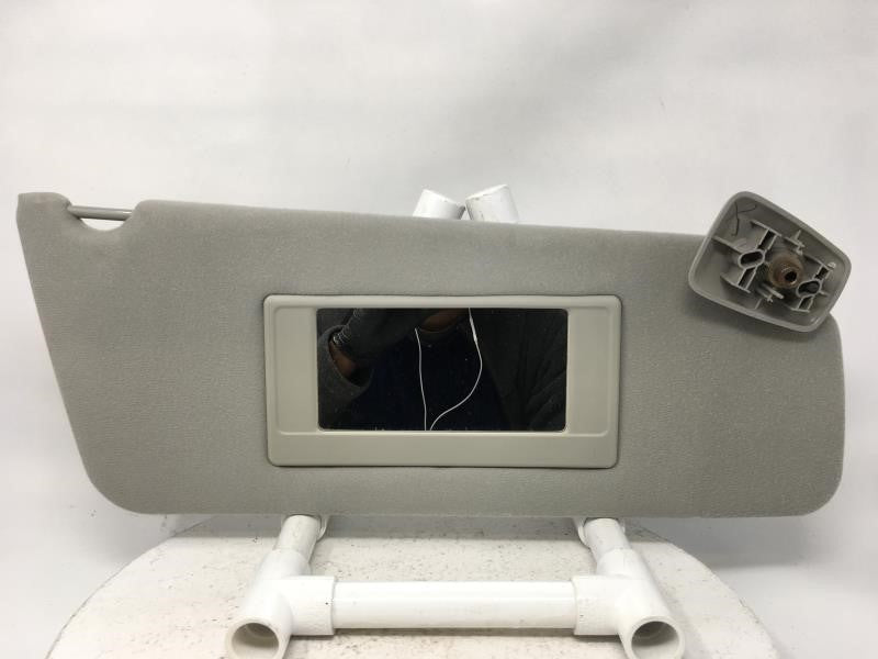 2006 Ford F-150 Sun Visor Shade Replacement Passenger Right Mirror Fits OEM Used Auto Parts - Oemusedautoparts1.com