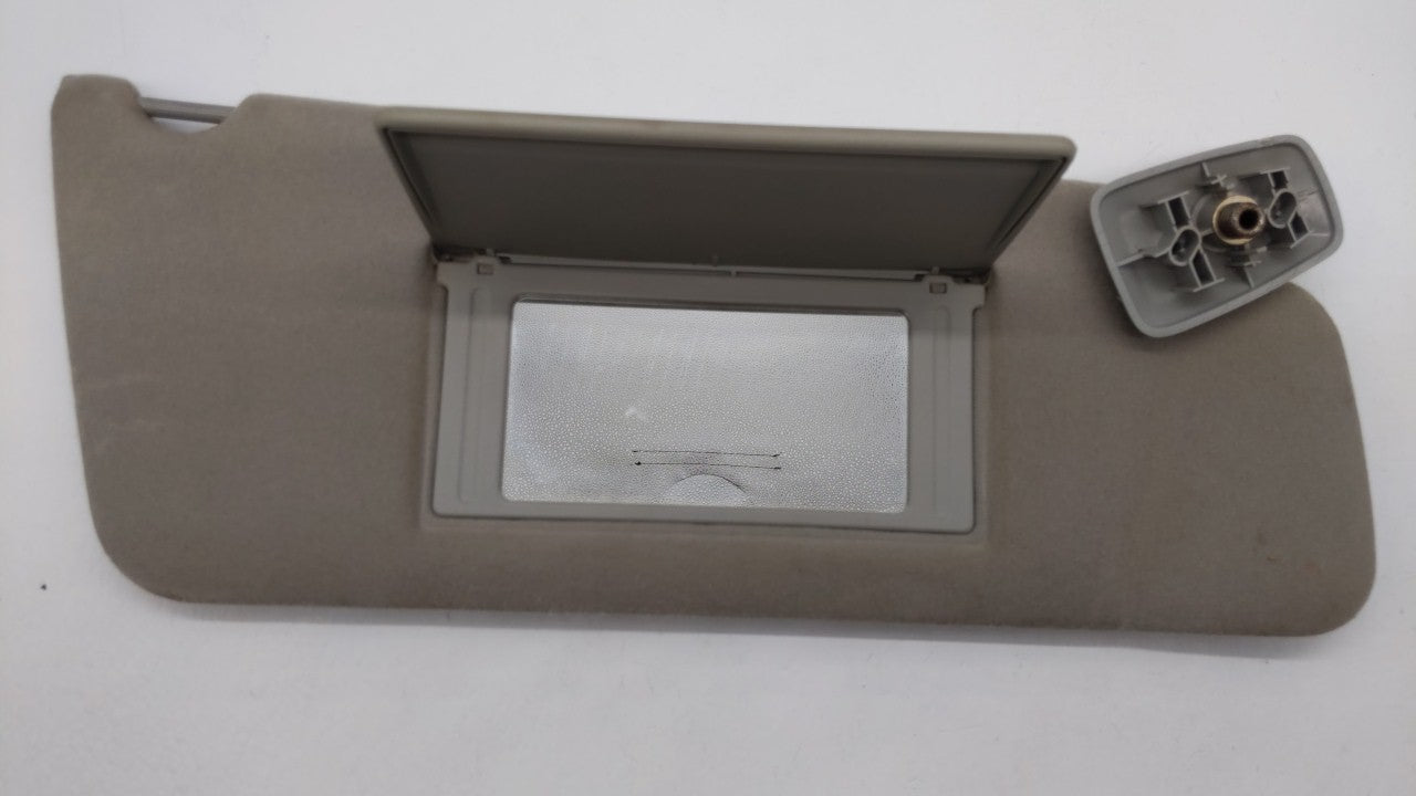 2004-2008 Ford F-150 Sun Visor Shade Replacement Passenger Right Mirror Fits Fits 2004 2005 2006 2007 2008 OEM Used Auto Par
