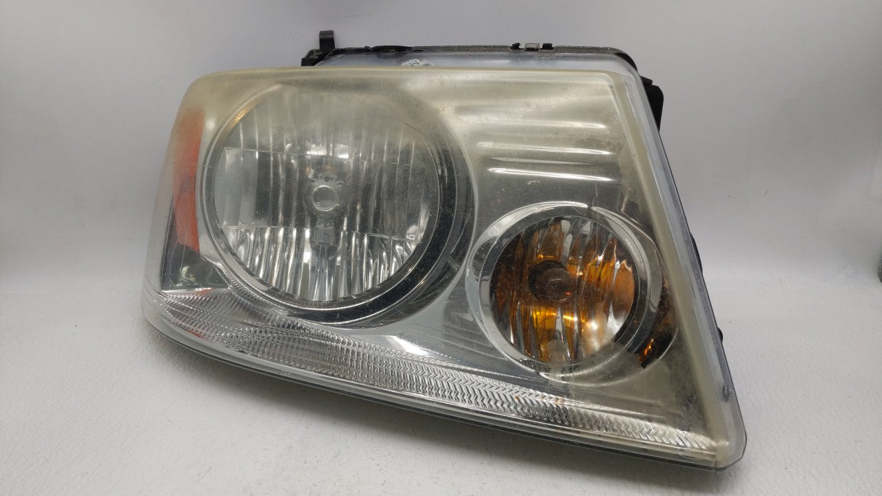 2004-2008 Ford F-150 Passenger Right Oem Head Light Headlight Lamp - Oemusedautoparts1.com