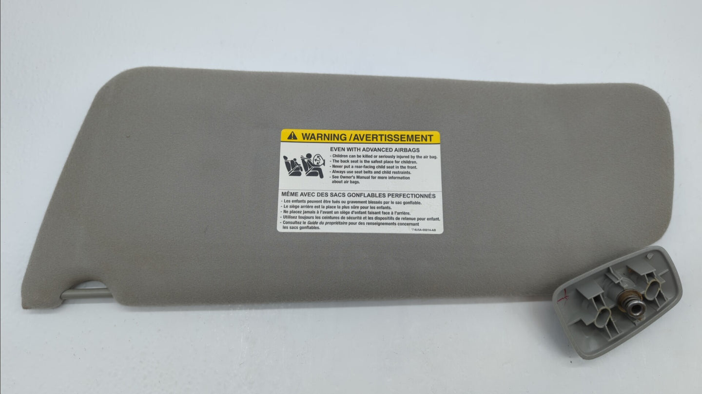 2004-2008 Ford F-150 Sun Visor Shade Replacement Passenger Right Mirror Fits Fits 2004 2005 2006 2007 2008 OEM Used Auto Par