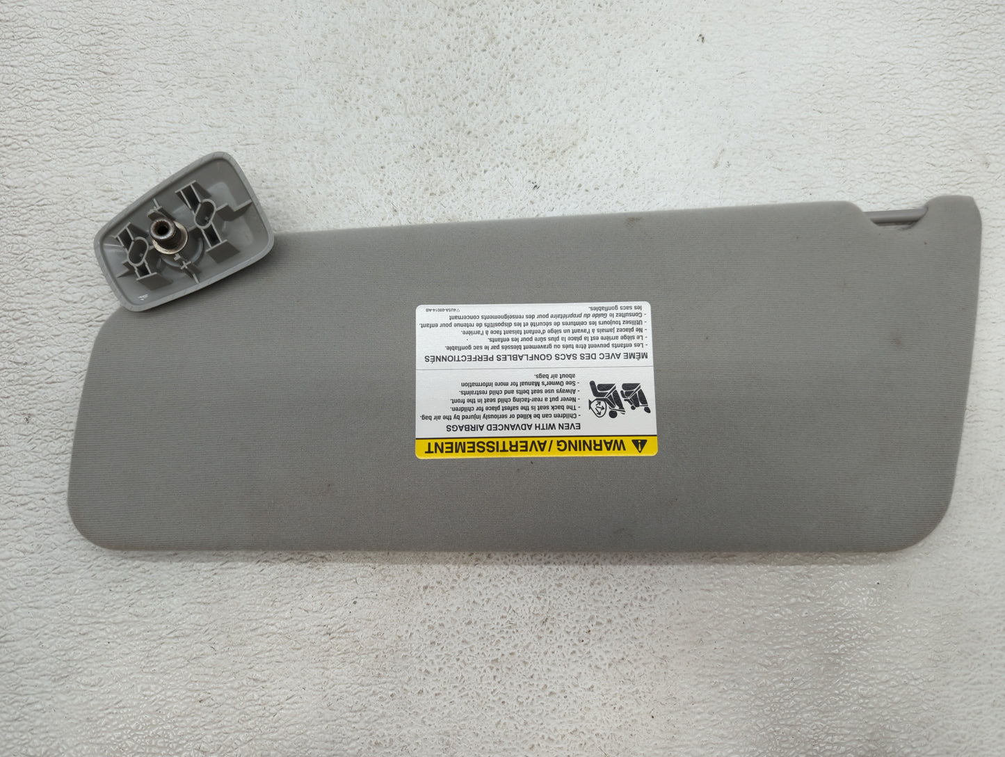 2004-2008 Ford F-150 Sun Visor Shade Replacement Passenger Right Mirror Fits Fits 2004 2005 2006 2007 2008 OEM Used Auto Par