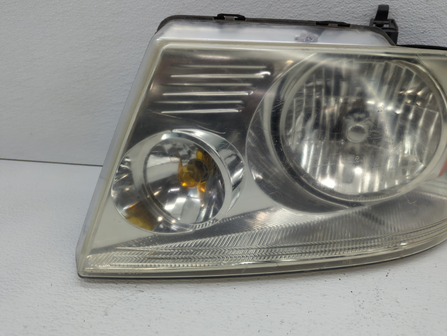 2004-2008 Ford F-150 Driver Left Oem Head Light Headlight Lamp - Oemusedautoparts1.com