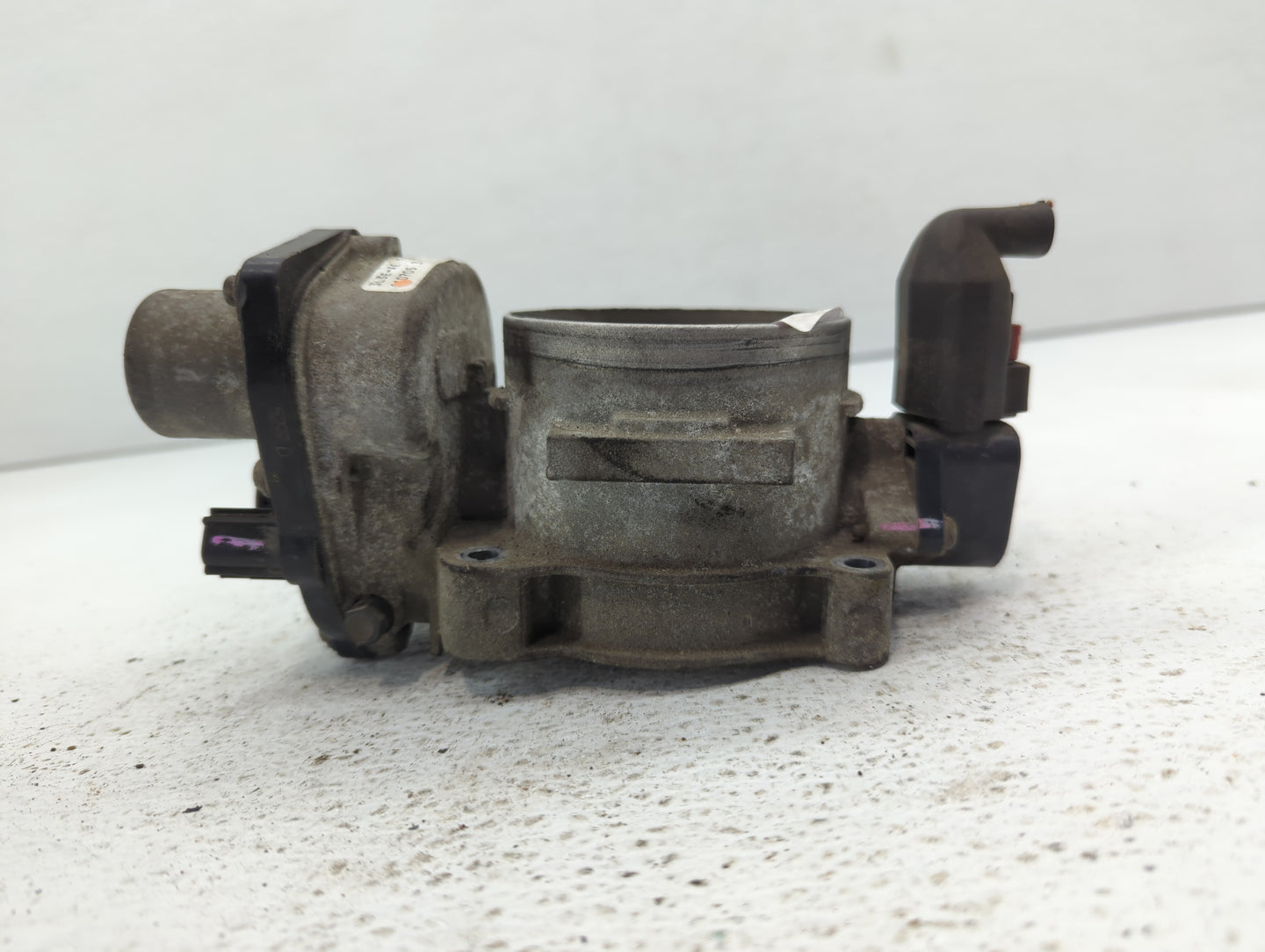 2004-2010 Ford F-150 Throttle Body P/N:4W4E-AA 7T4E-EB, 6L3E-AA, 8L3F-9F991-CB Fits Fits 2004 2005 2006 2007 2008 2009 2010 