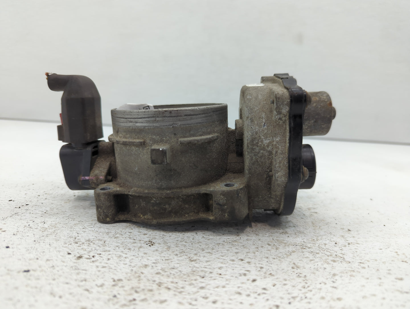 2004-2010 Ford F-150 Throttle Body P/N:4W4E-AA 7T4E-EB, 6L3E-AA, 8L3F-9F991-CB Fits Fits 2004 2005 2006 2007 2008 2009 2010 