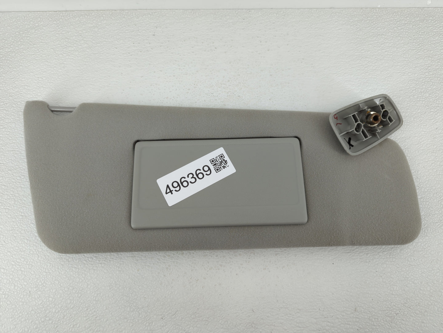 2004-2008 Ford F-150 Sun Visor Shade Replacement Passenger Right Mirror Fits Fits 2004 2005 2006 2007 2008 OEM Used Auto Par