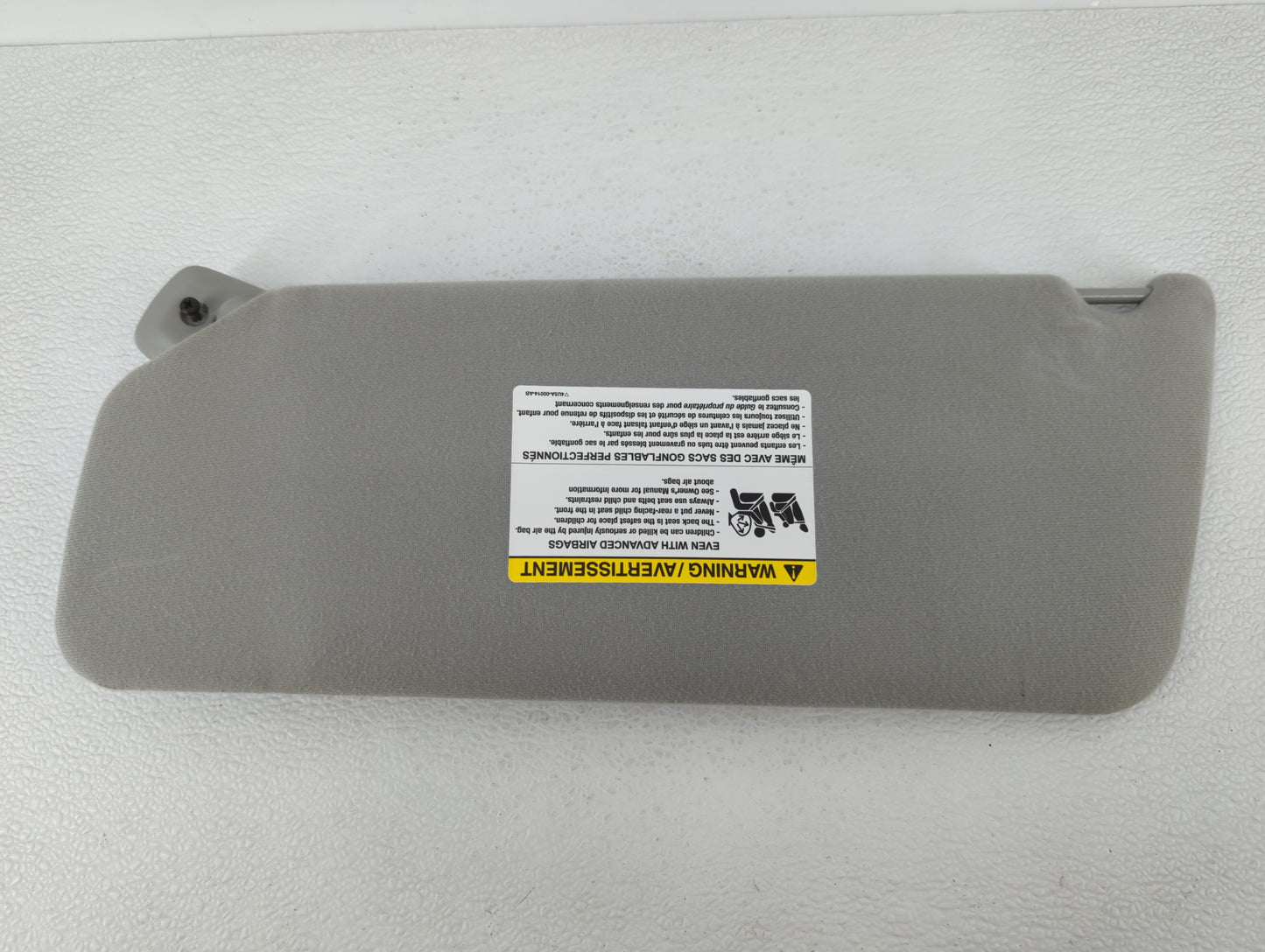 2004-2008 Ford F-150 Sun Visor Shade Replacement Passenger Right Mirror Fits Fits 2004 2005 2006 2007 2008 OEM Used Auto Par