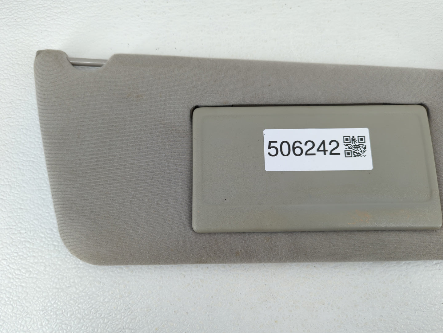 2004-2008 Ford F-150 Sun Visor Shade Replacement Passenger Right Mirror Fits Fits 2004 2005 2006 2007 2008 OEM Used Auto Par