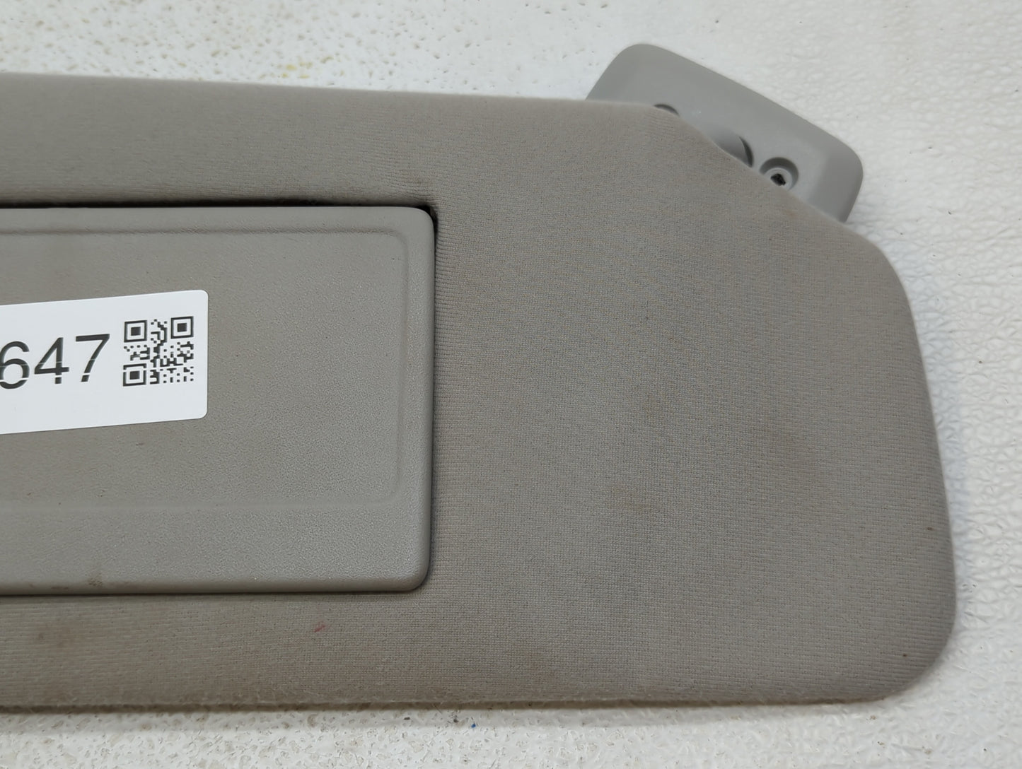 2004-2008 Ford F-150 Sun Visor Shade Replacement Passenger Right Mirror Fits Fits 2004 2005 2006 2007 2008 OEM Used Auto Par