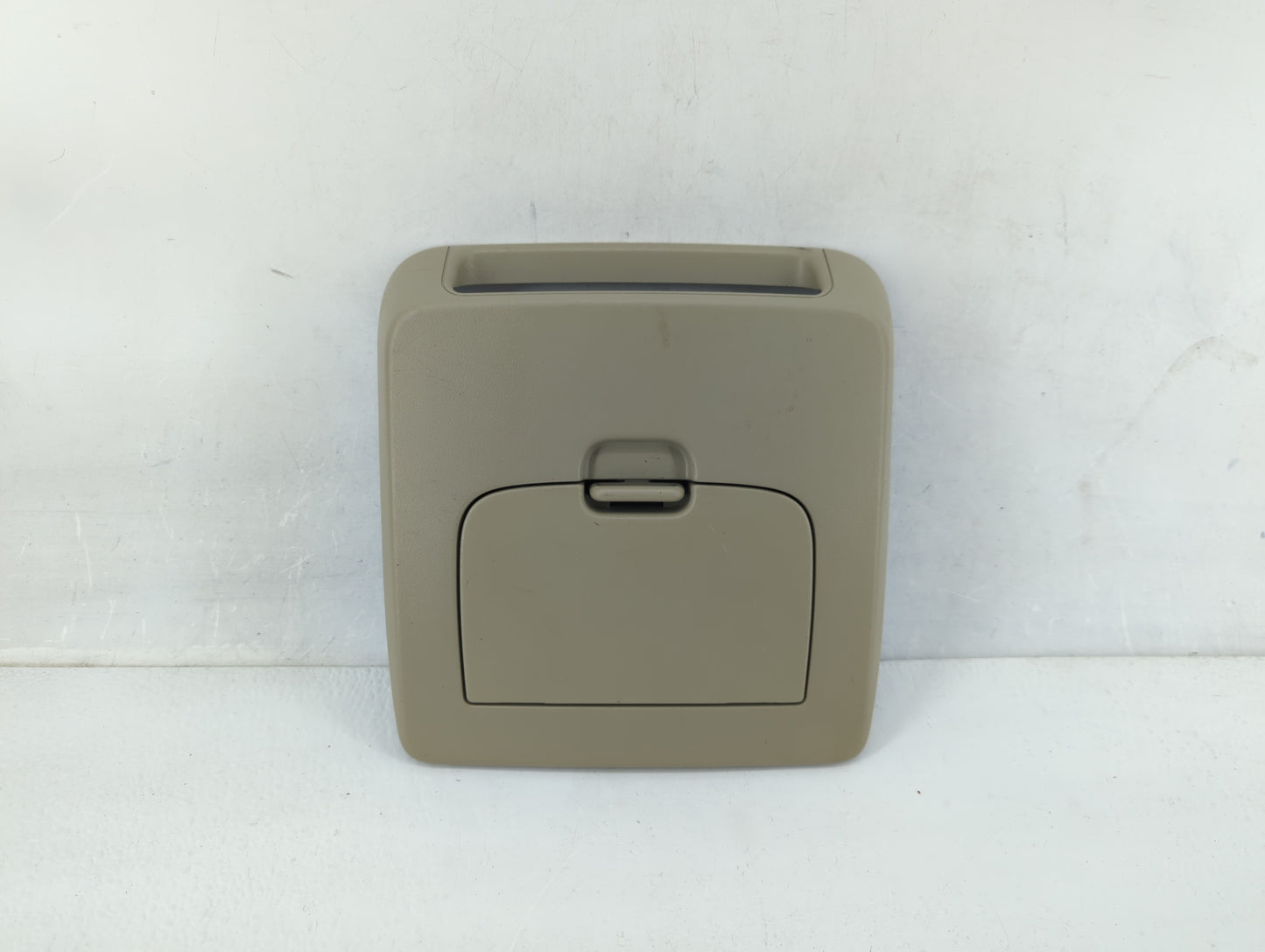 2004-2008 Ford F-150 Center Floor Console P/N:4684 828854 Fits Fits 2004 2005 2006 2007 2008 OEM Used Auto Parts - Oemusedau