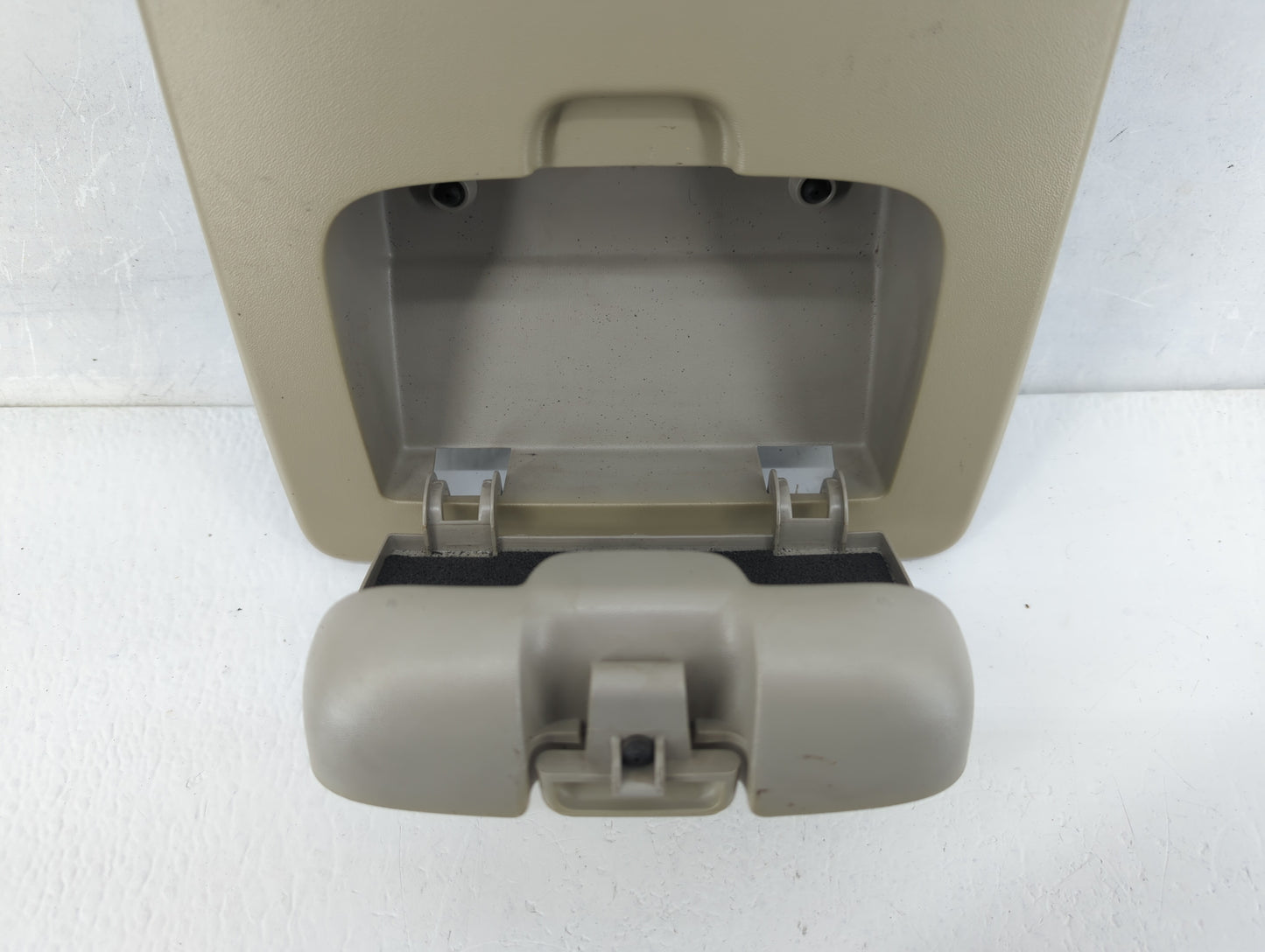2004-2008 Ford F-150 Center Floor Console P/N:4684 828854 Fits Fits 2004 2005 2006 2007 2008 OEM Used Auto Parts - Oemusedau