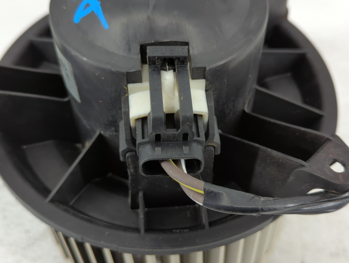 2004-2008 Ford F-150 Heater AC Blower Motor P/N:UP6L3H19805 UP6L3H-19805-AA Fits Fits 2004 2005 2006 2007 2008 OEM Used Auto