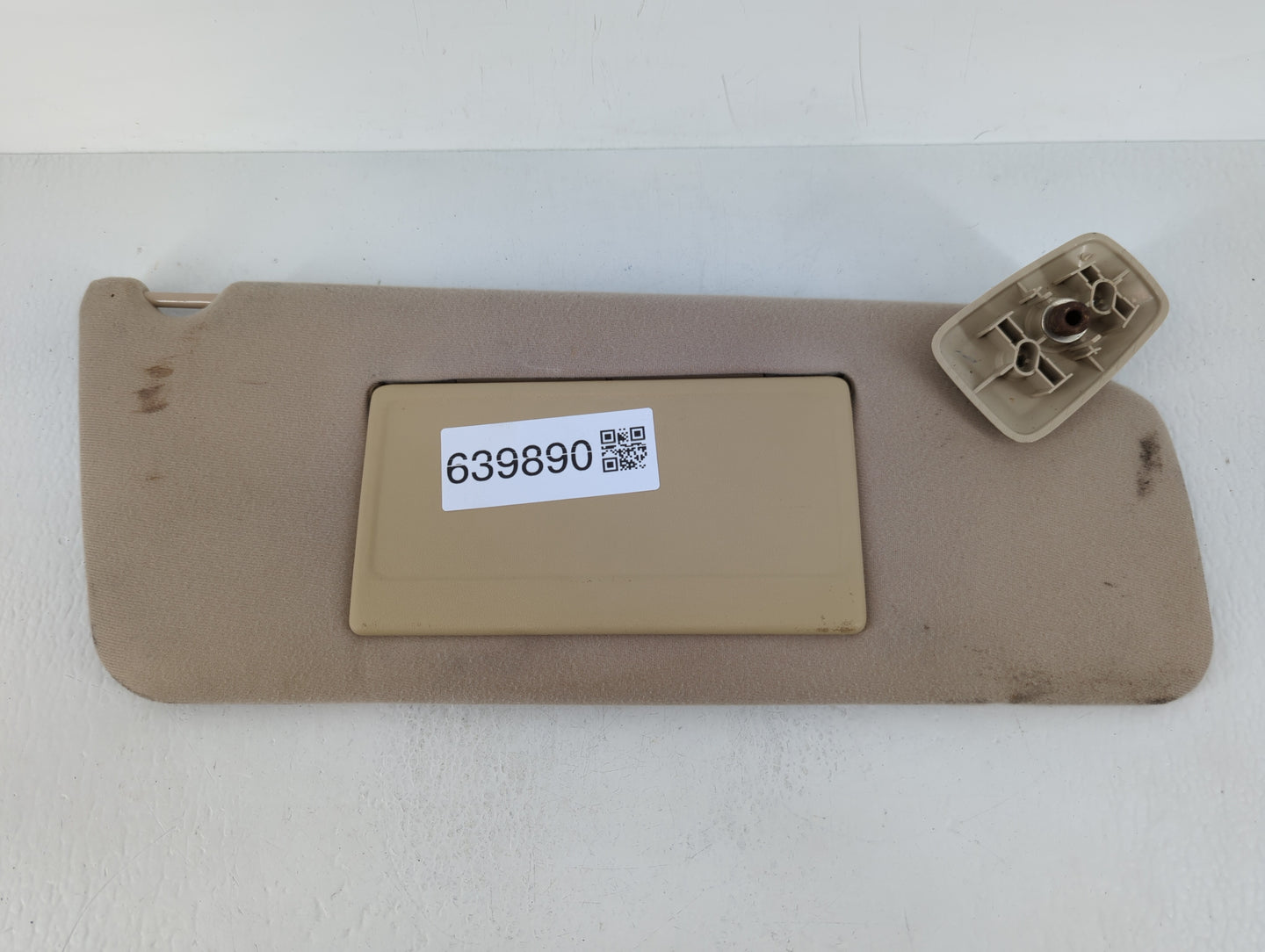 2004-2008 Ford F-150 Sun Visor Shade Replacement Passenger Right Mirror Fits Fits 2004 2005 2006 2007 2008 OEM Used Auto Par