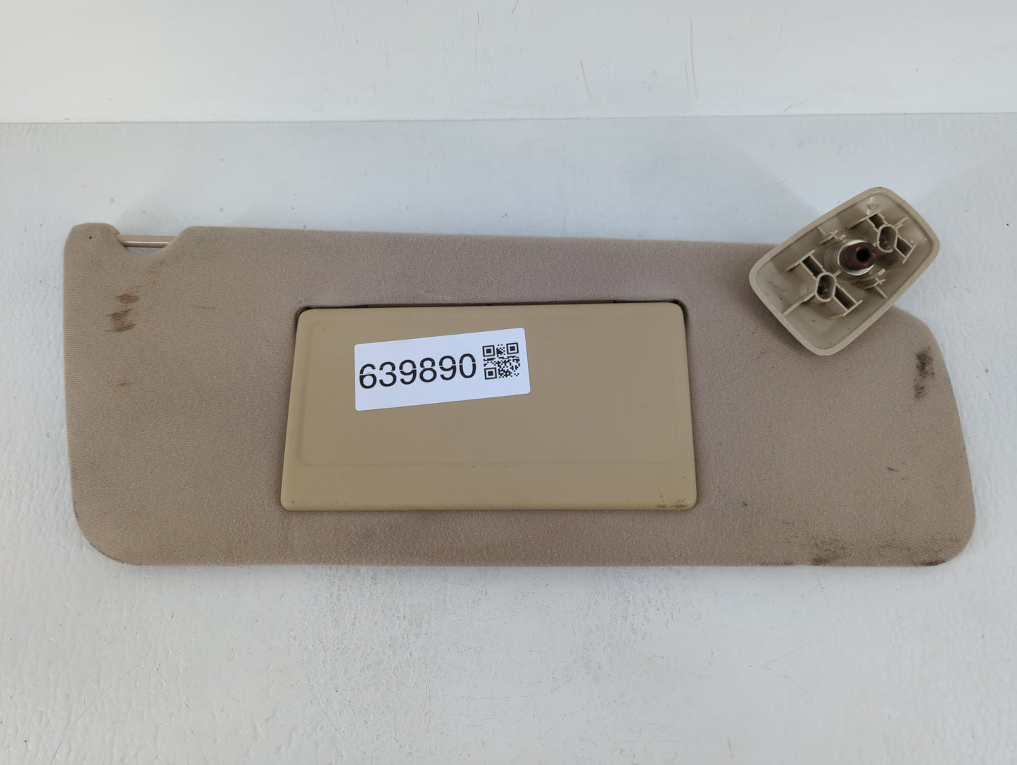 2004-2008 Ford F-150 Sun Visor Shade Replacement Passenger Right Mirror Fits Fits 2004 2005 2006 2007 2008 OEM Used Auto Par