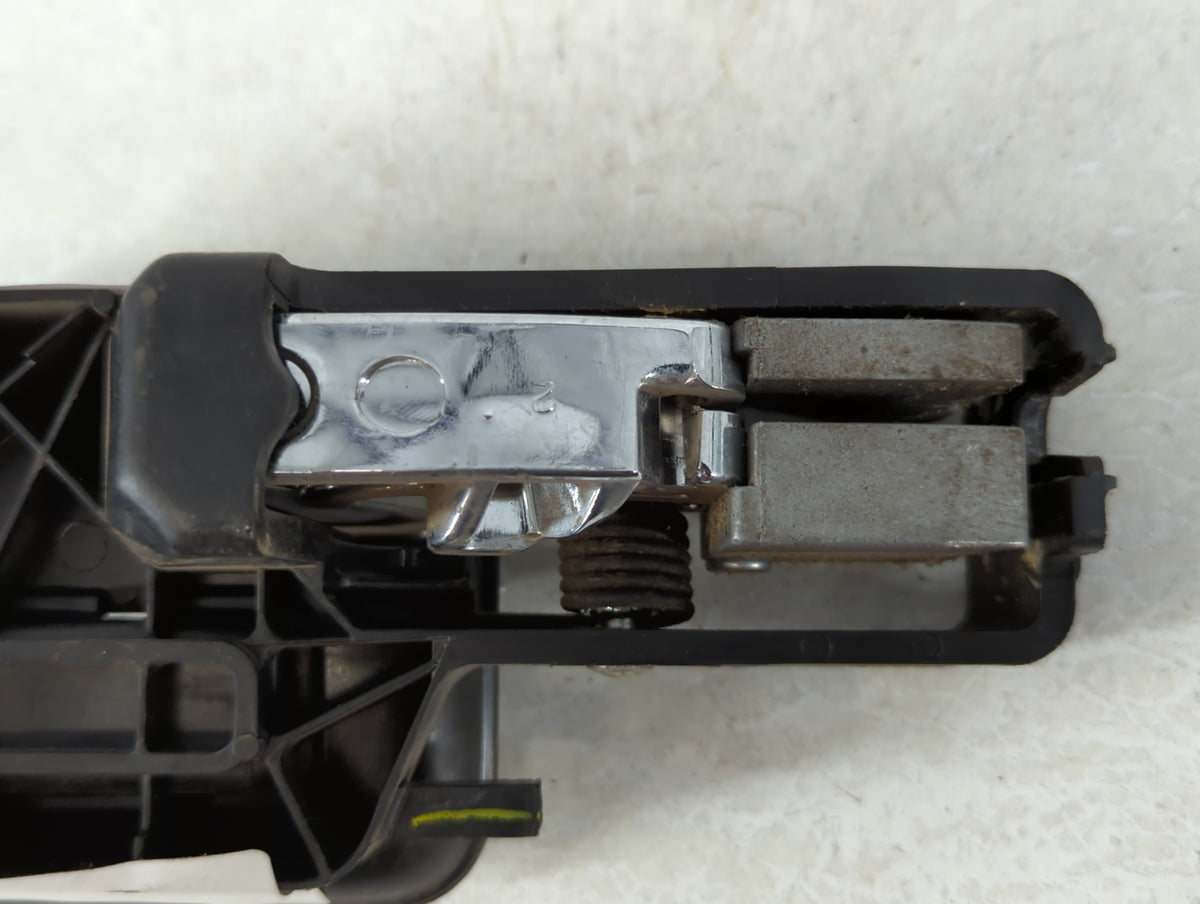 2004-2014 Ford F-150 Driver Front Left Door Handle Exterior Assembly 680411 - Oemusedautoparts1.com