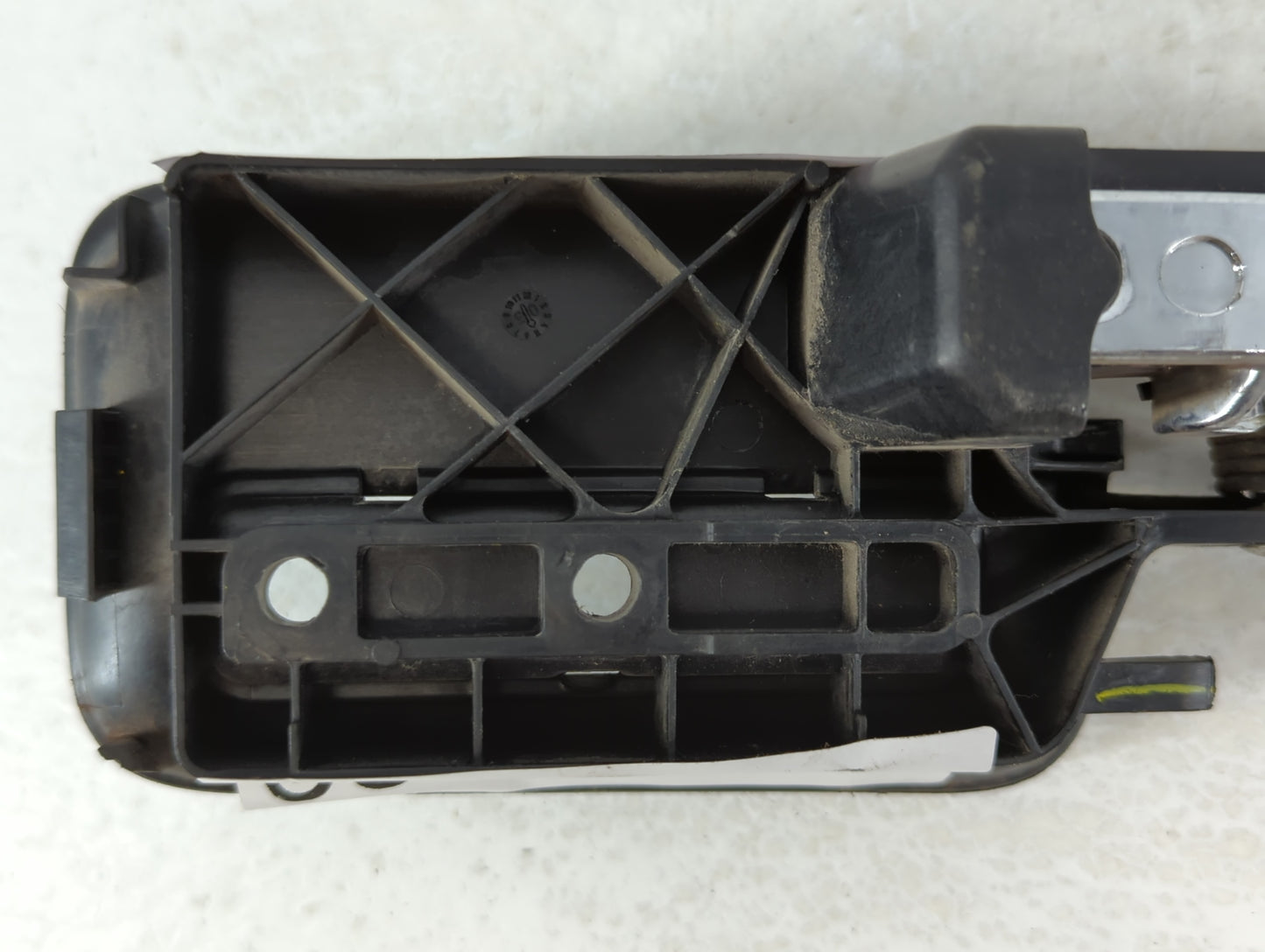 2004-2014 Ford F-150 Driver Front Left Door Handle Exterior Assembly 680411 - Oemusedautoparts1.com