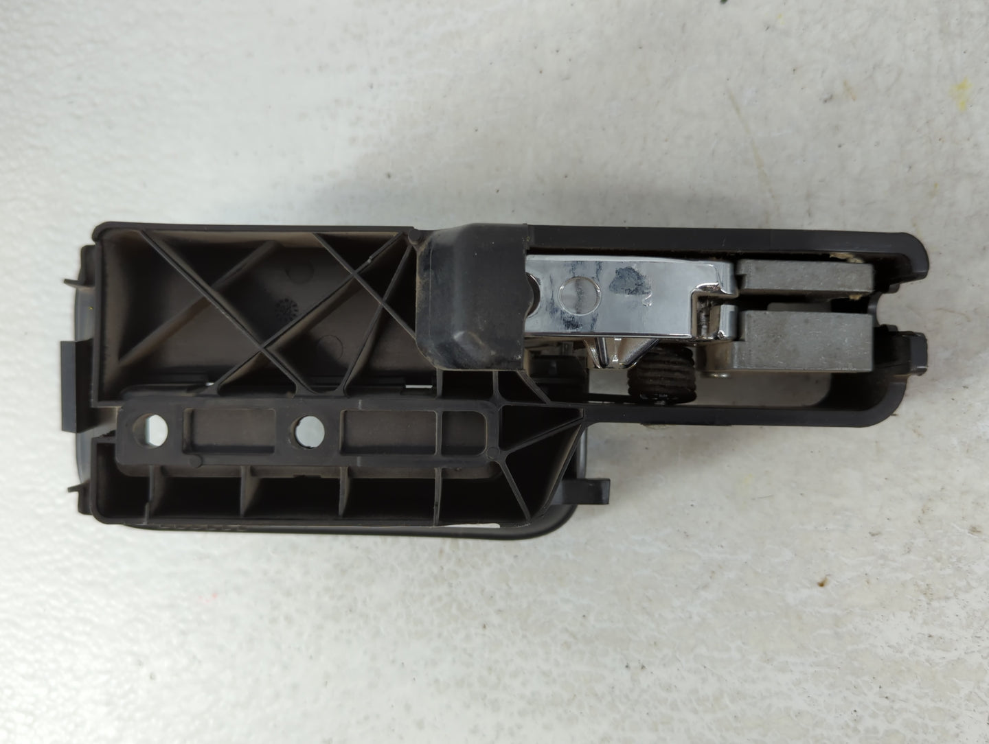 Ford F-150 Passenger Front Right Door Handle Exterior Assembly 680429 - Oemusedautoparts1.com
