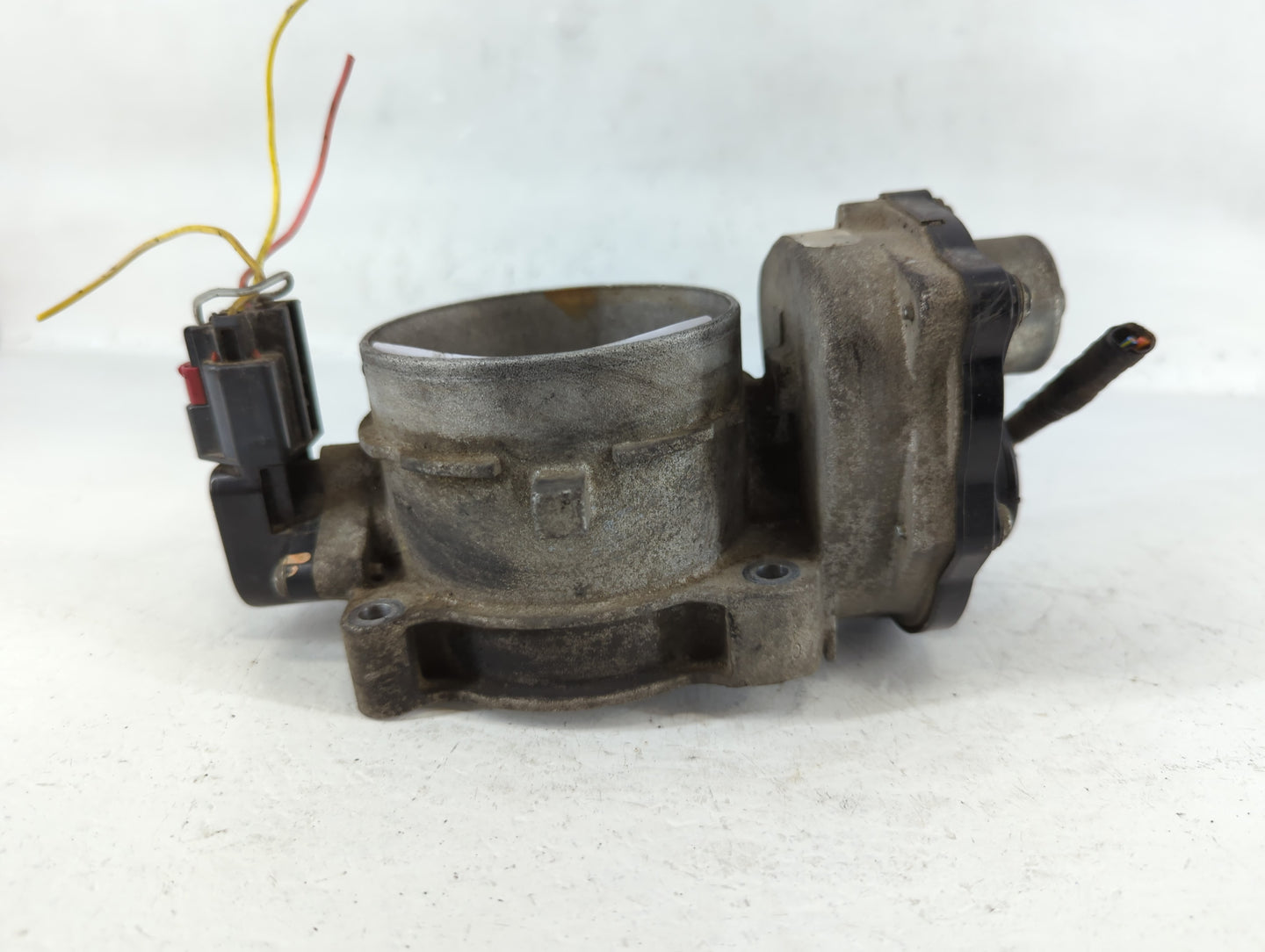 2004-2010 Ford F-150 Throttle Body P/N:6L3E-AA 1199419 02L Fits Fits 2004 2005 2006 2007 2008 2009 2010 OEM Used Auto Parts 