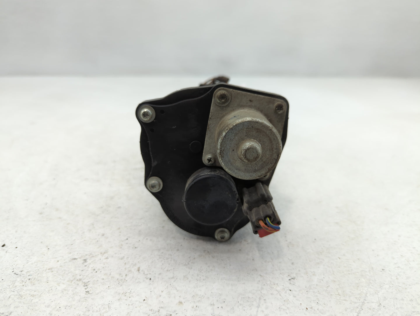 2004-2006 Ford F-150 Throttle Body P/N:060906 3 6R3E-AA Fits Fits 2004 2005 2006 2007 2008 2009 2010 2011 2012 2013 2014 201