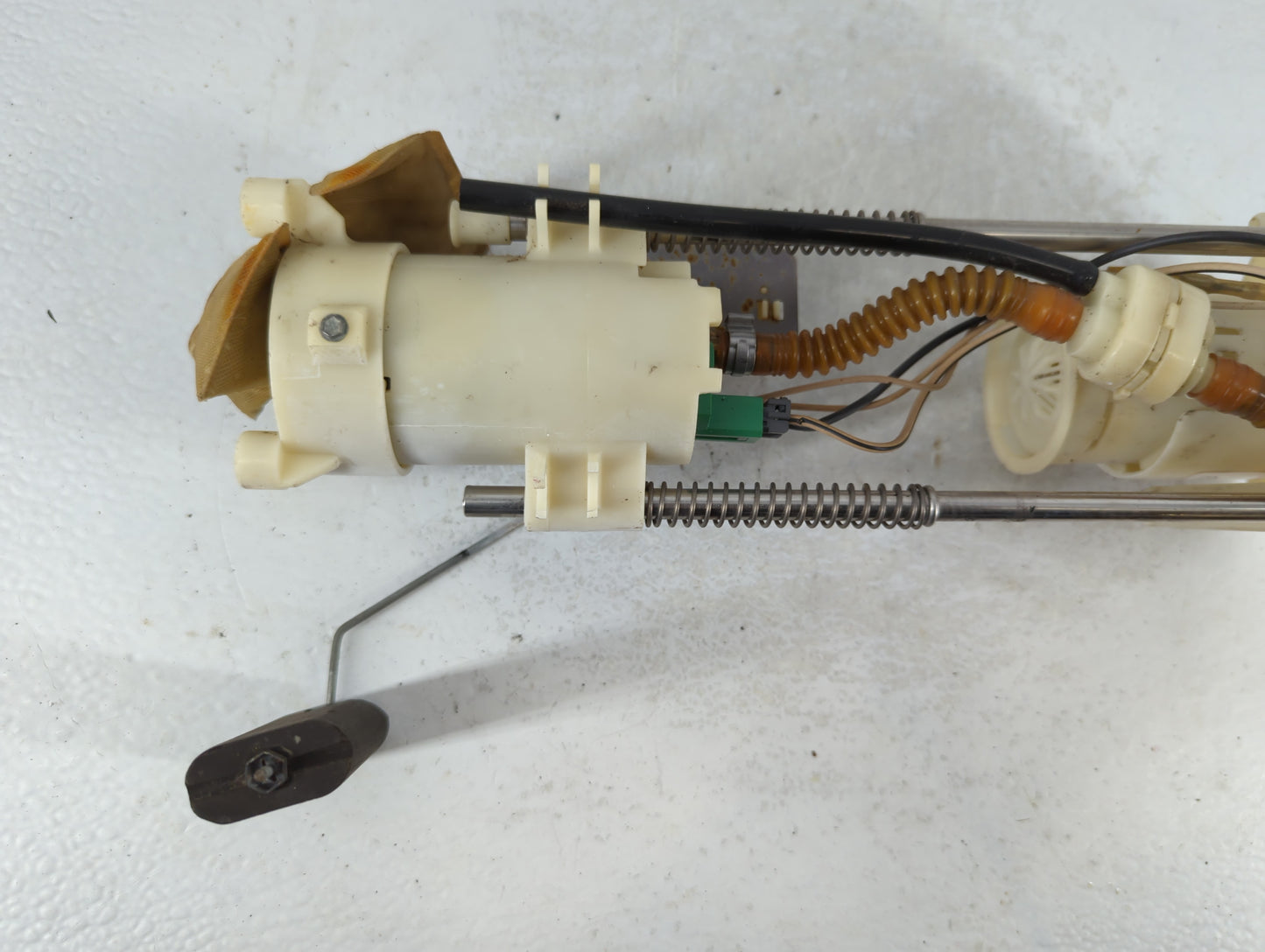 2006-2008 Ford F-150 Electrical Gas Fuel Pump Assembly - Oemusedautoparts1.com