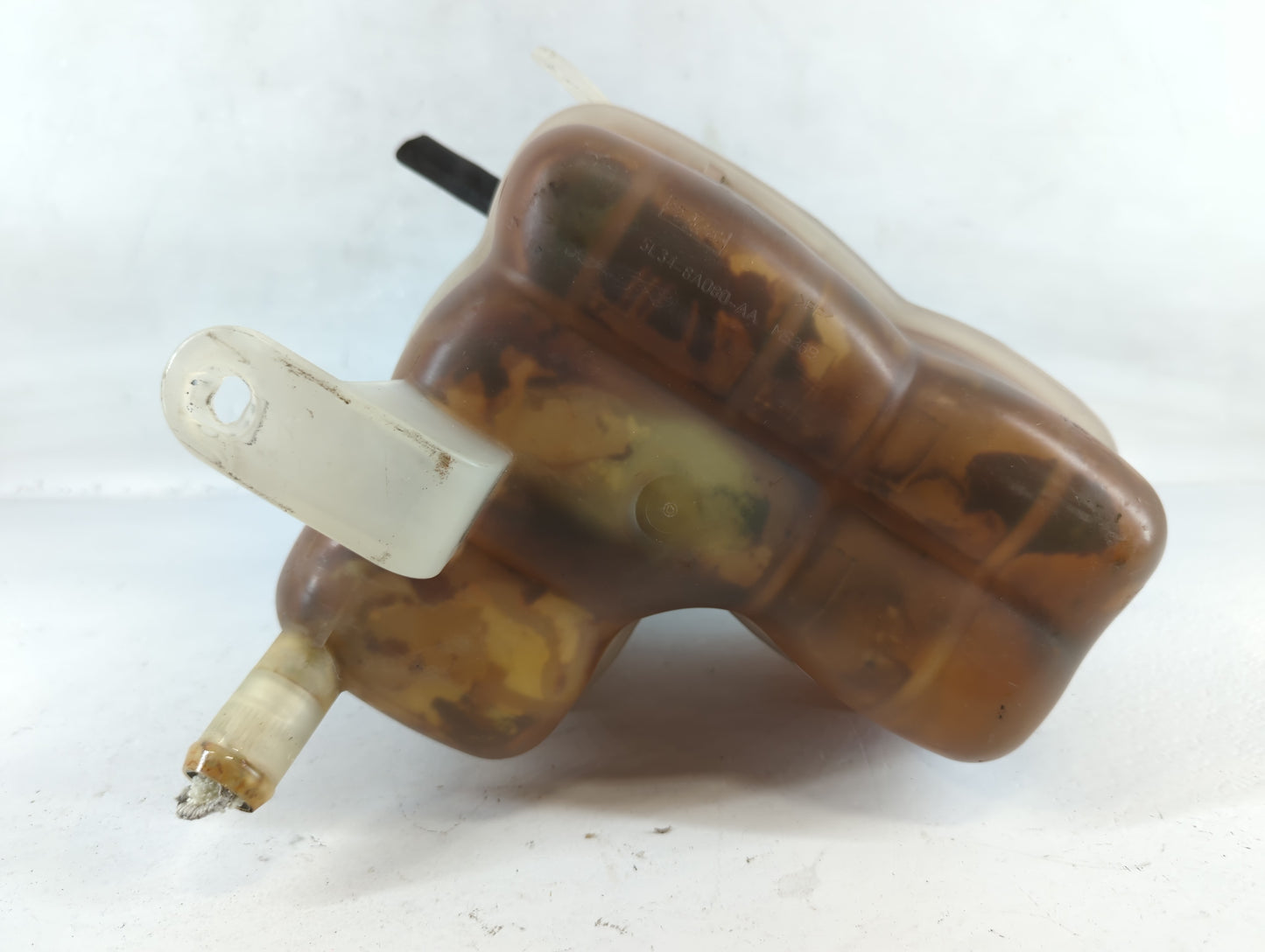 2004-2008 Ford F-150 Radiator Coolant Overflow Expansion Tank Bottle - Oemusedautoparts1.com