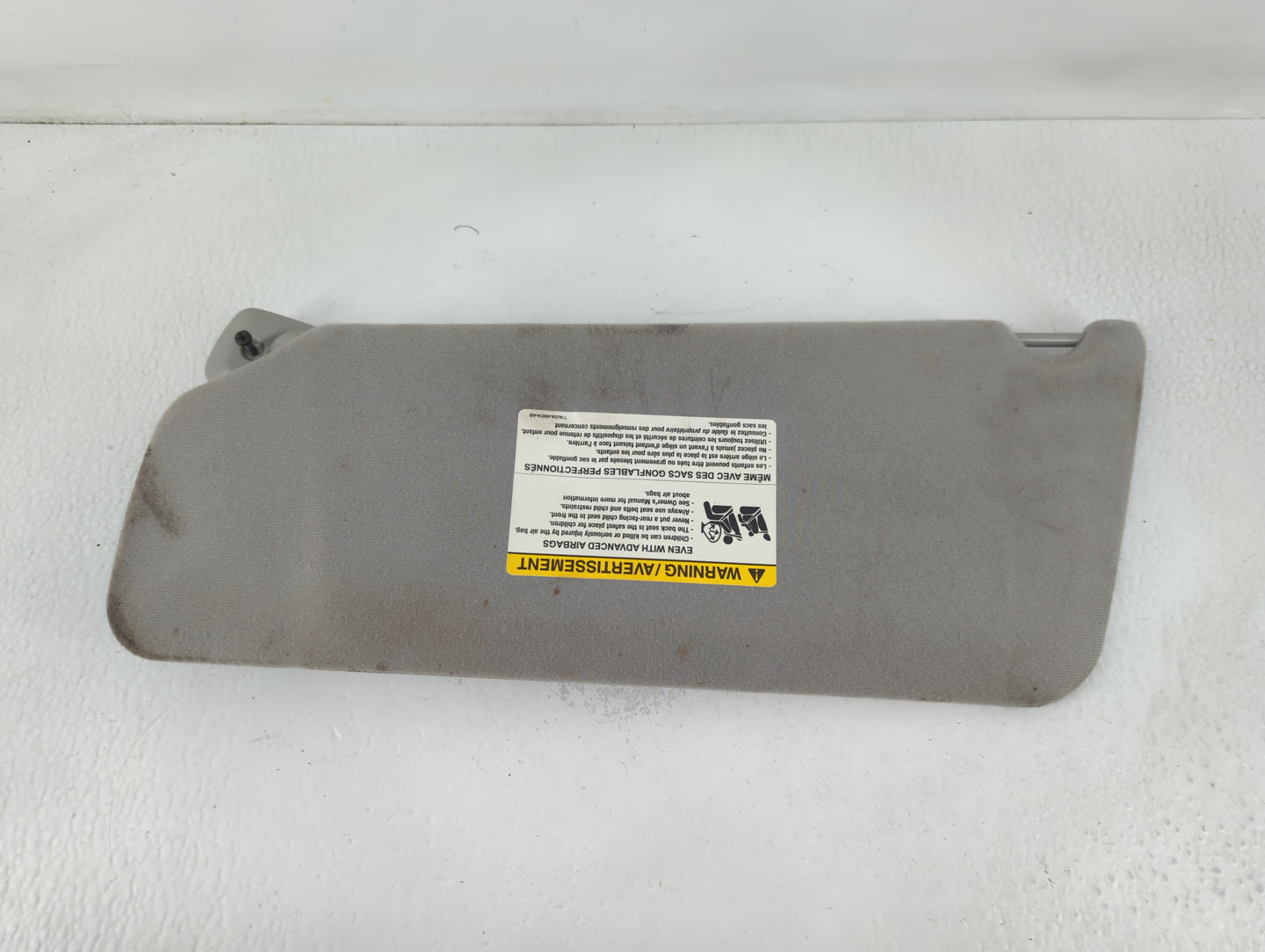 2004-2008 Ford F-150 Sun Visor Shade Replacement Passenger Right Mirror Fits Fits 2004 2005 2006 2007 2008 OEM Used Auto Par