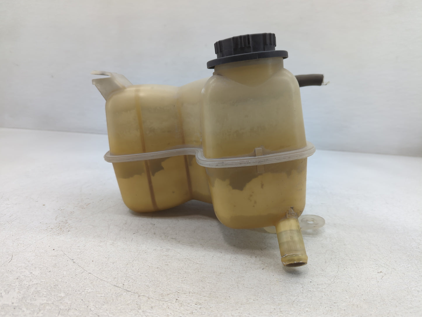 1998-2006 Ford F-150 Windshield Washer Fluid Reservoir Bottle Oem - Oemusedautoparts1.com