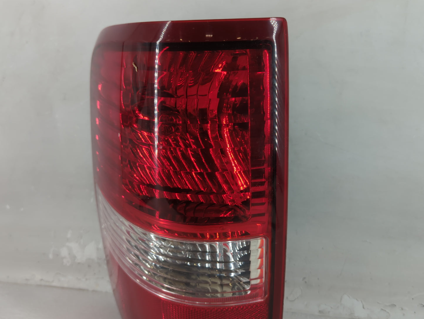 2006-2008 Ford F-150 Tail Light Assembly Driver Left OEM P/N:5L34-13B505-C Fits Fits 2006 2007 2008 OEM Used Auto Parts - Oe
