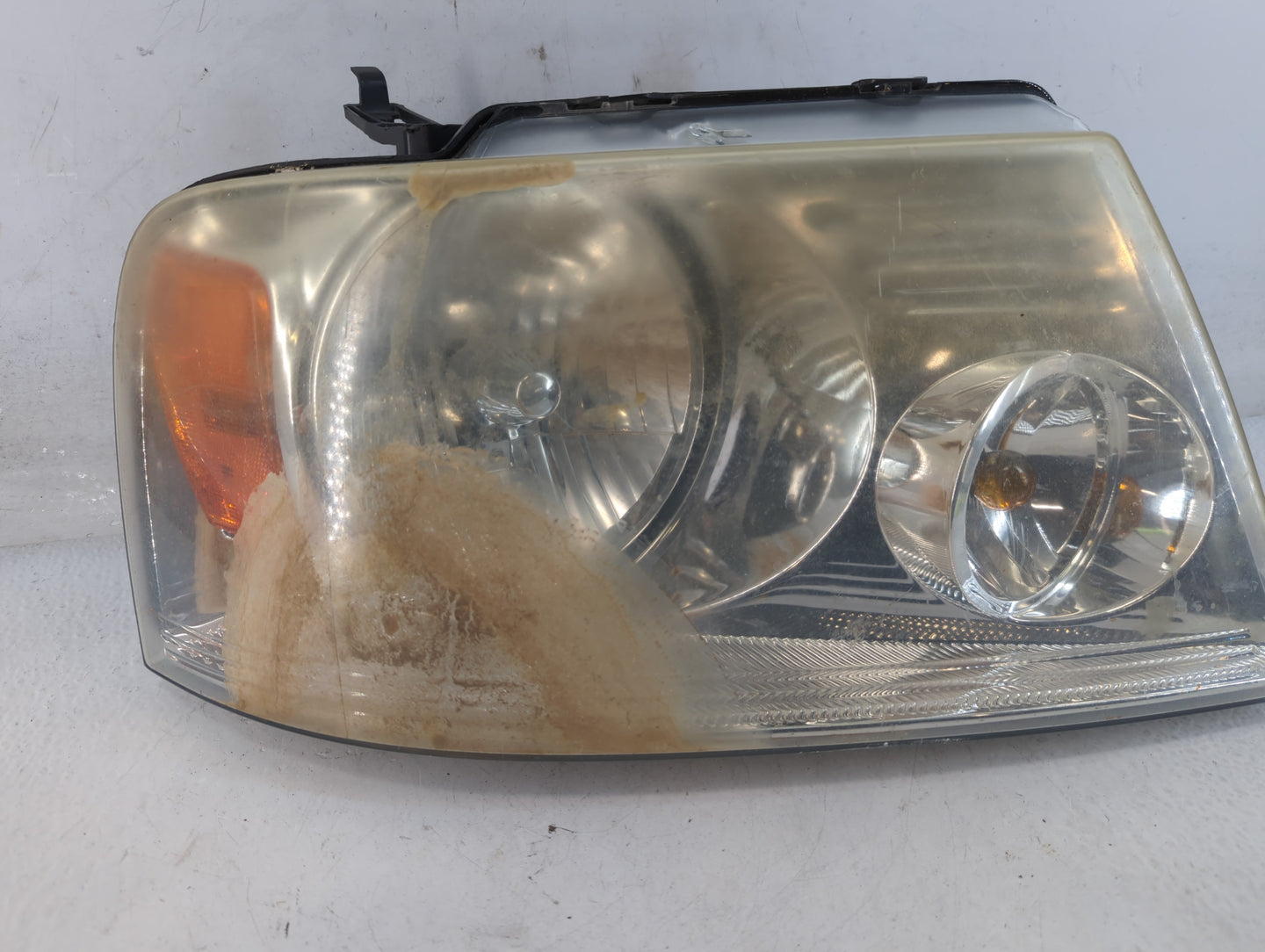 2004-2008 Ford F-150 Passenger Right Oem Head Light Headlight Lamp - Oemusedautoparts1.com