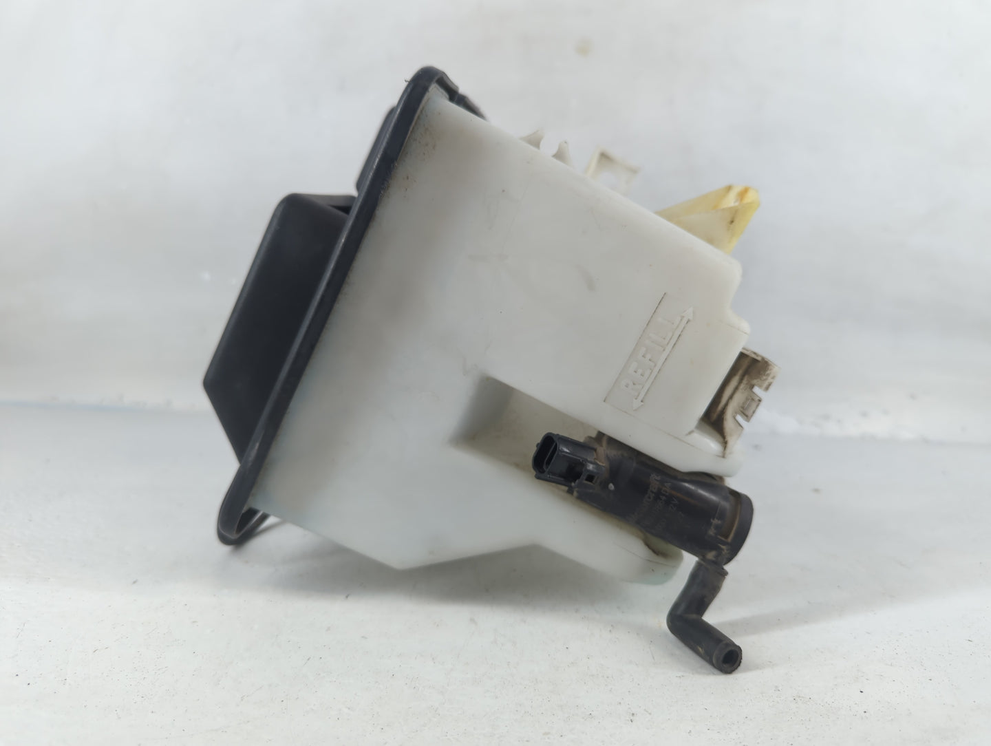 1998-2006 Ford F-150 Windshield Washer Fluid Reservoir Bottle Oem - Oemusedautoparts1.com