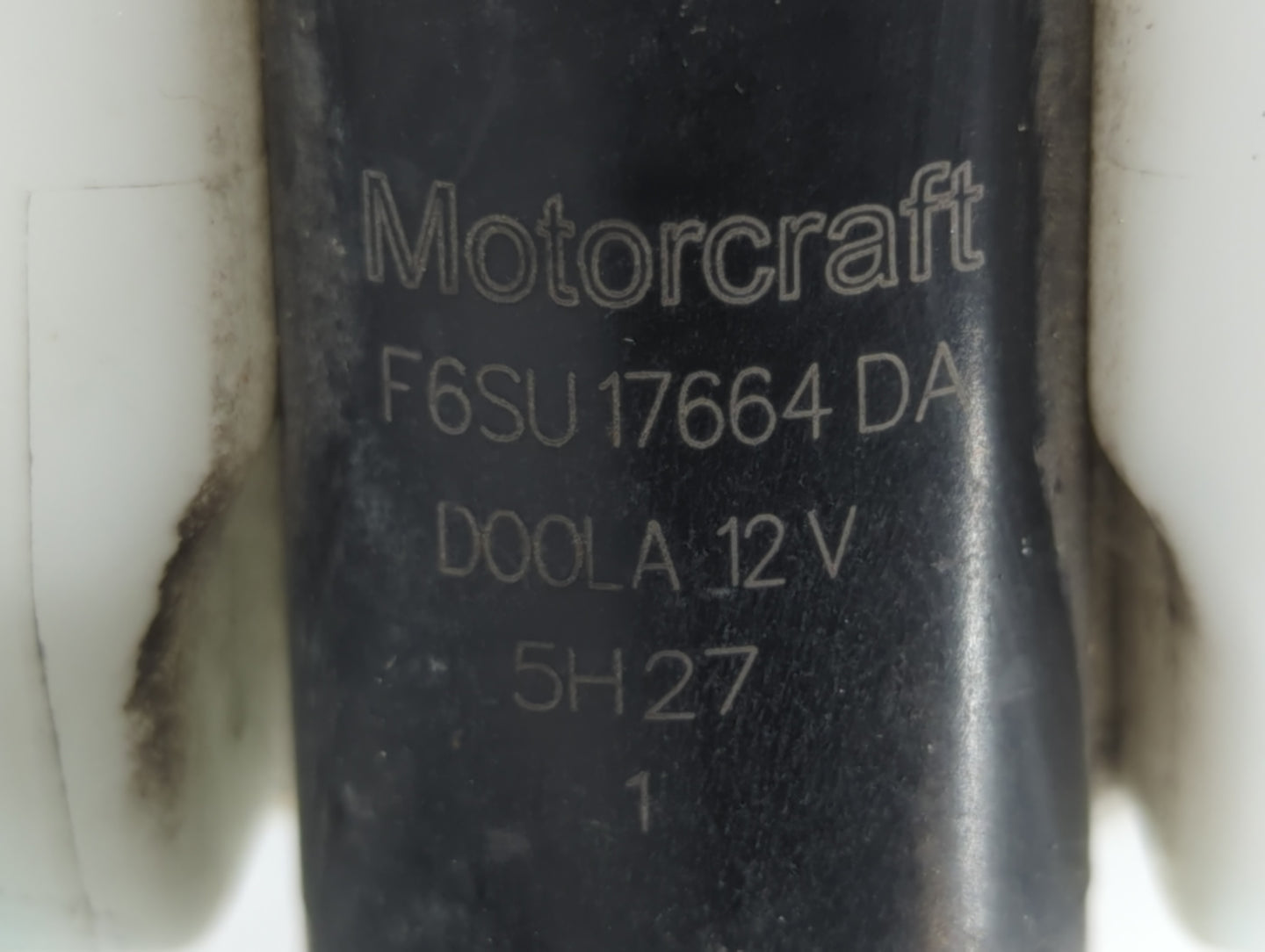 1998-2006 Ford F-150 Windshield Washer Fluid Reservoir Bottle Oem - Oemusedautoparts1.com