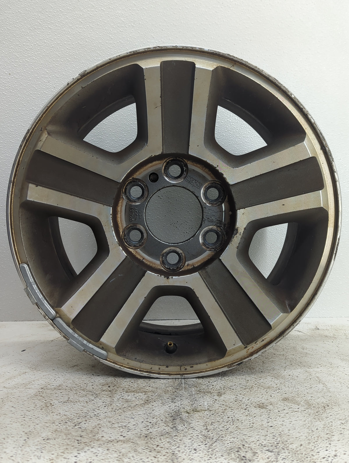 2004-2008 Ford F-150 Oem Wheel Rim 922981 - Oemusedautoparts1.com