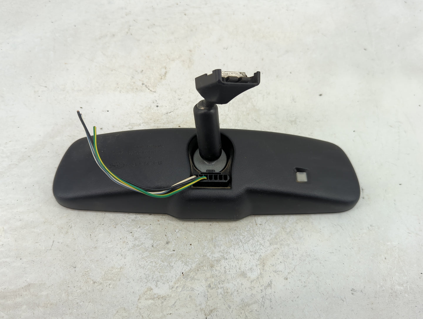 2000-2007 Ford F-150 Interior Rear View Mirror Replacement OEM Fits OEM Used Auto Parts - Oemusedautoparts1.com