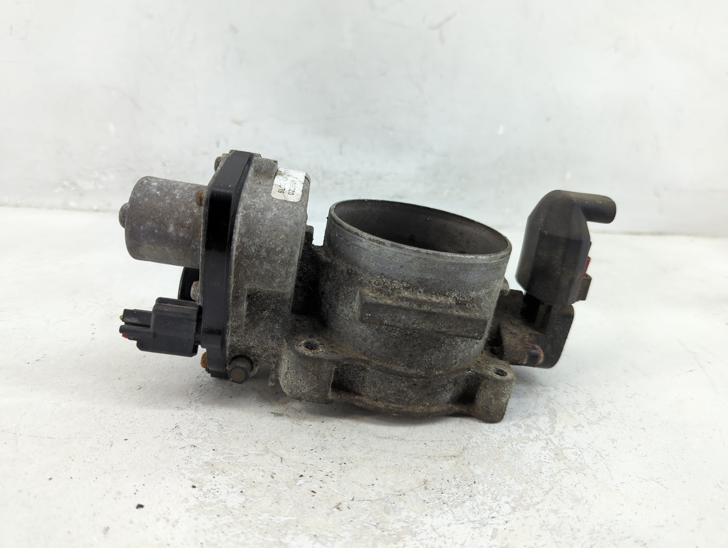 2004-2010 Ford F-150 Throttle Body Fits Fits 2004 2005 2006 2007 2008 2009 2010 OEM Used Auto Parts - Oemusedautoparts1.com