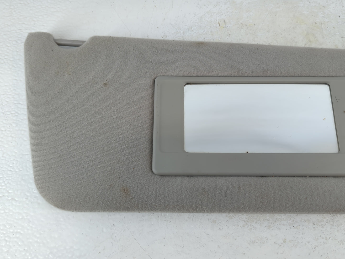 2004-2008 Ford F-150 Sun Visor Shade Replacement Passenger Right Mirror Fits Fits 2004 2005 2006 2007 2008 OEM Used Auto Par